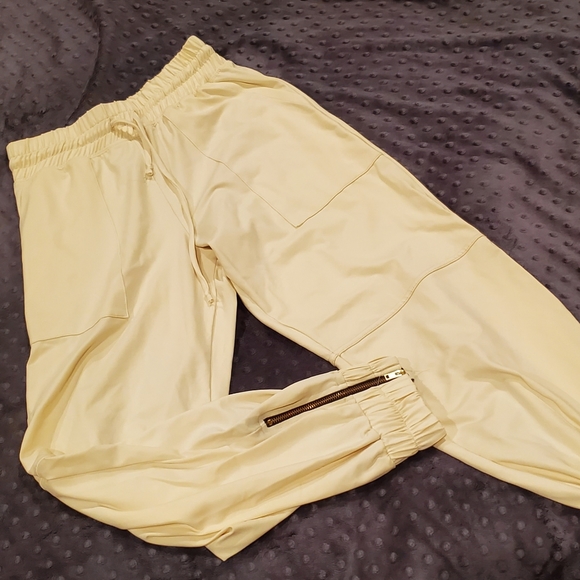 Five Dancewear Pants - Five Dancewear Squad Pants in Cream size PA